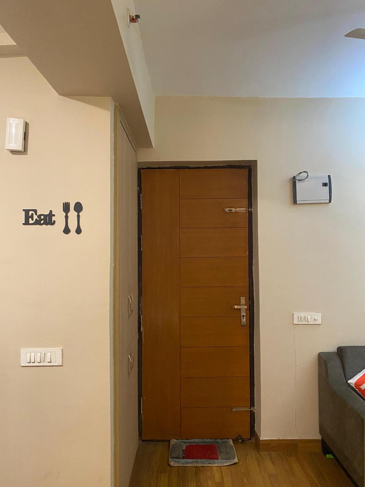 Dolce Dwell 27Th Floor Apartment نويدا المظهر الخارجي الصورة