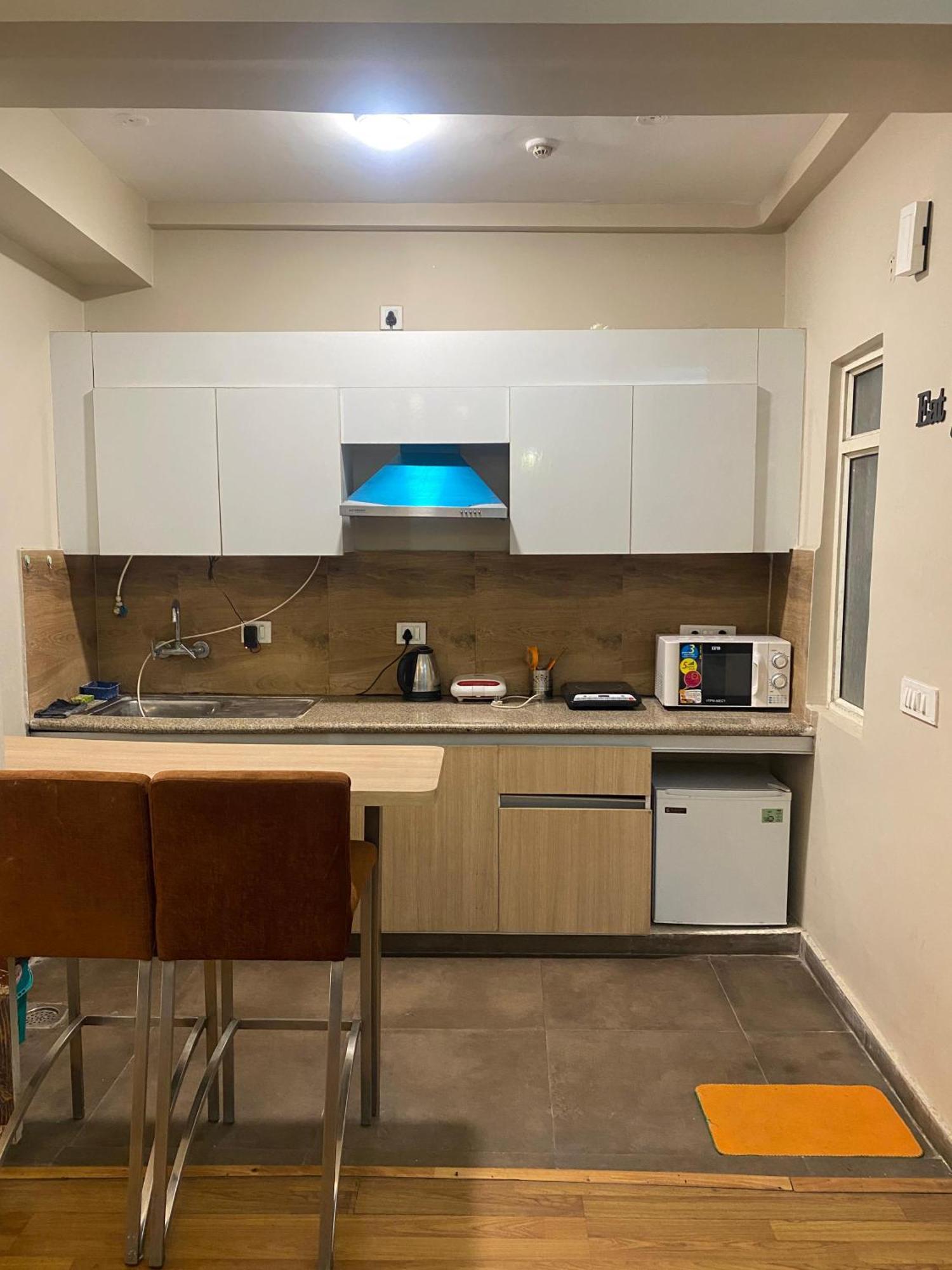 Dolce Dwell 27Th Floor Apartment نويدا المظهر الخارجي الصورة